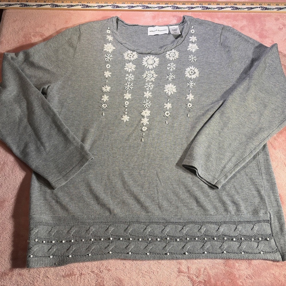 Alfred Dunner Grey Womens Large Beaded , Embroidered Knit Sweater.